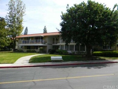 801 Ronda Mendoza unit B, Laguna Woods, CA 92637 - photo 2