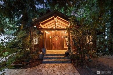 Gorgeous Established Landscaping and Pathways~