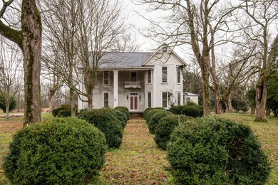 1996 Wartrace Pike, Shelbyville, TN 37160 - photo 2