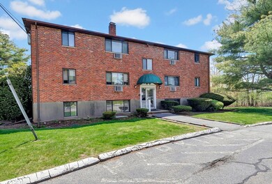 38 Bayview Terrace unit 1, Danvers, MA 01923 - photo 3