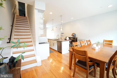 341 Cantrell St, Philadelphia, PA 19148 - photo 3