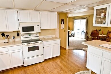 20379 Illahee Dr, Bend, OR 97702 - photo 7