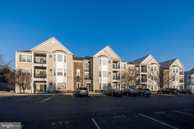 432 Creekside Dr unit B46, Brookhaven, PA 19015 - photo 2