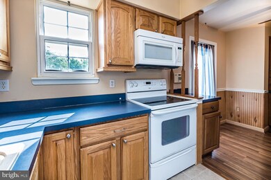 6576 Ducketts Ln, Elkridge, MD 21075 - photo 5