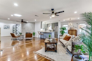 6910 E Mockingbird Ln, Dallas, TX 75214 - photo 6