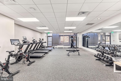 Independence Place unit 1105J, Philadelphia, PA 19106 - photo 4