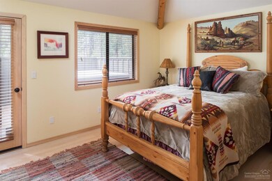 17727 Topflite Ln, Sunriver, OR 97707 - photo 7