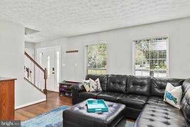 2504 Windyside Ct, Odenton, MD 21113 - photo 7