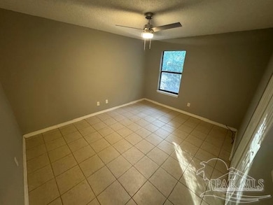 6823 Tiki Ln unit 4, Pensacola, FL 32503 - photo 5