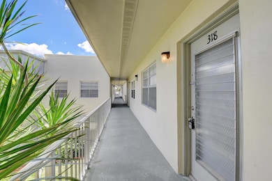 318 Monaco G unit G, Delray Beach, FL 33446 - photo 7