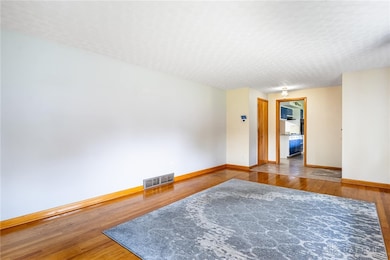 5155 Marshall Rd, Dayton, OH 45429 - photo 4