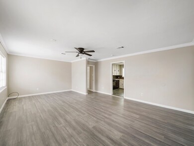 7322 Bigwood St, Houston, TX 77016 - photo 4