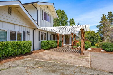 1765 Old Stage Rd, Central Point, OR 97502 - photo 5