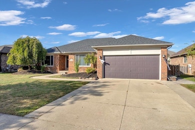 54163 Bartram Dr, Macomb, MI 48042 - photo 2