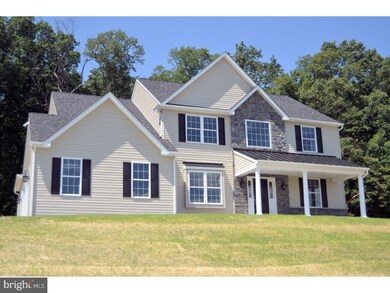 230 Twin Oaks Dr, Perkasie, PA 18944 - photo 2