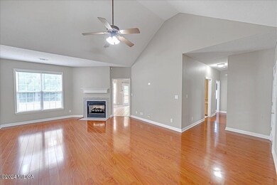 05 - Living Room good