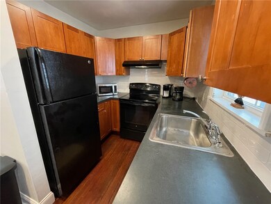 12 Callender Ave unit 1, Newport, RI 02840 - photo 6