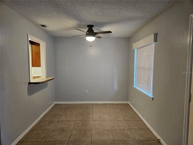 741 E Alfred St unit 5, Tavares, FL 32778 - photo 5