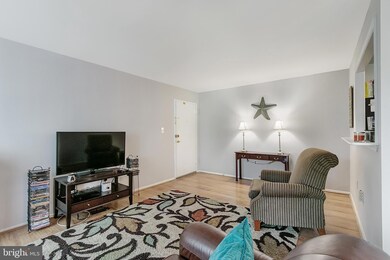 3750 Bel Pre Rd unit 11, Silver Spring, MD 20906 - photo 4