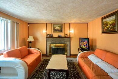 23 Griswold St, Everett, MA 02149 - photo 3