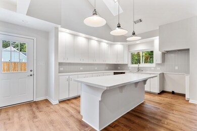 802 Austin St, Wetumpka, AL 36092 - photo 7