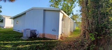 2160 Pebble Beach Blvd, Orlando, FL 32826 - photo 5