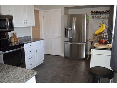 Kitchen. New 12