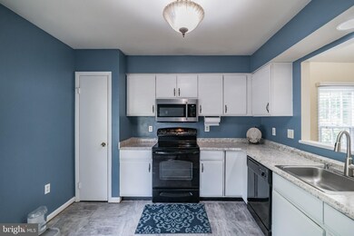 4908 Tallowwood Dr, Dumfries, VA 22025 - photo 4