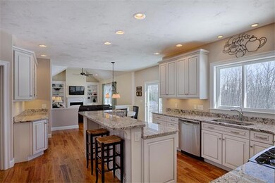 11 Preservation Ln, Holden, MA 01520 - photo 3