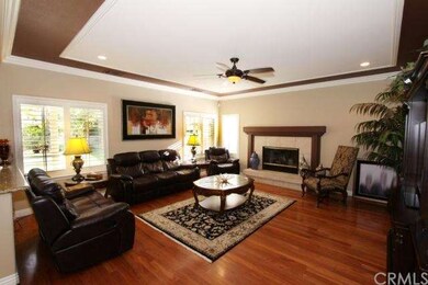 Playroom-Hardwood Floors-Recessed Lighting-Plantat