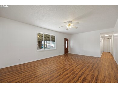 150 S Earl Ct, Stanfield, OR 97875 - photo 5