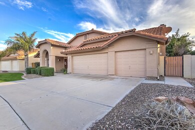 1585 W Honeysuckle Ln-2