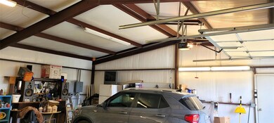 139 Canyon Valley Ln, Weatherford, TX 76085 - photo 4