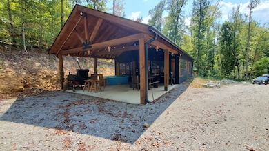 570 Beasley Hollow Rd, Linden, TN 37096 - photo 2