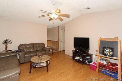 3112 S 216th East Ave, Broken Arrow, OK 74014 - photo 3