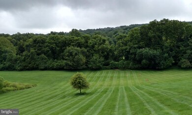 7556 Foxview Dr, Warrenton, VA 20186 - photo 3