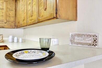 1370 Dustin Dr unit 14, Yuba City, CA 95993 - photo 6