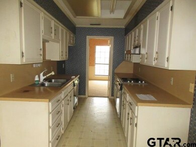 704 704 Becky Dr, Tyler, TX 75703 - photo 7