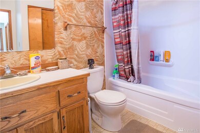305 E Laurel Rd, Bellingham, WA 98226 - photo 2