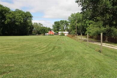 6831 Loyet Rd, Collinsville, IL 62234 - photo 6