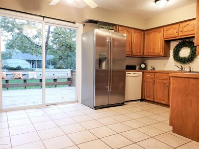 4-Kitchen To Deck