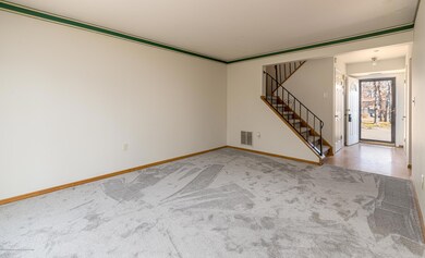 14 Robin Rd (5 of 23)