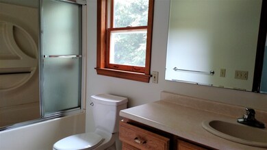 35 Harvey Ln, Epping, NH 03042 - photo 7