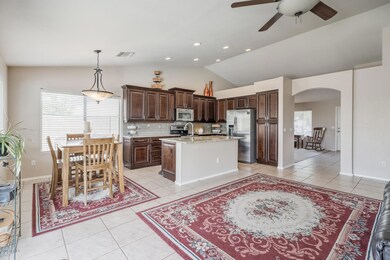 2466 S Rowen Mesa AZ 85209 USA-large-006