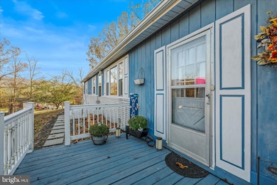 35 Sleepyview Ln, Berkeley Springs, WV 25411 - photo 6