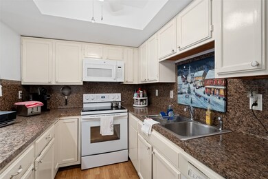 14911 Wunderlich Dr unit 1313, Houston, TX 77069 - photo 7