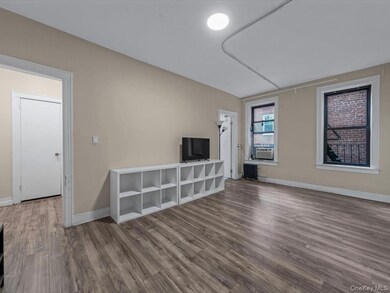 Arlington Arms unit 3, Flushing, NY 11355 - photo 7