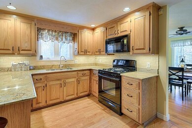 42 Jefferson Rd, Franklin, MA 02038 - photo 5
