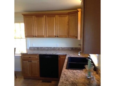 105 Wilbur Ave, Warwick, RI 02889 - photo 2