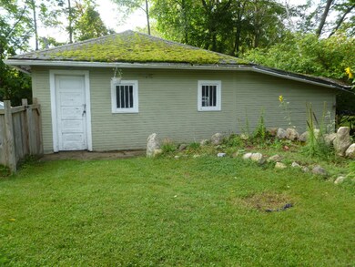 garage side